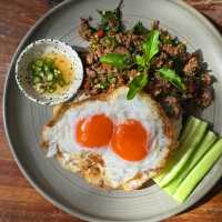 RoseBay: โฮมเมดคาเฟ่สุดอบอุ่น ใจกลางเขาใหญ่