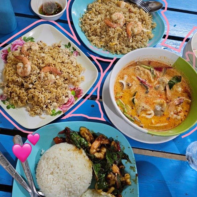 ทริปพักใจ ฉบับคนไม่มีรถก็เที่ยวได้ @Koh Larn