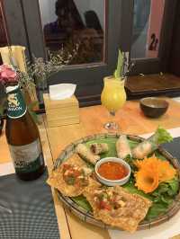 ดินเนอร์โรแมนติก ที่ 𝗣𝗮𝘂𝘀𝗲 𝗮𝗻𝗱 𝗘𝗻𝗷𝗼𝘆 