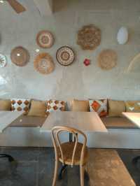 A Beautiful Solo Café Retreat