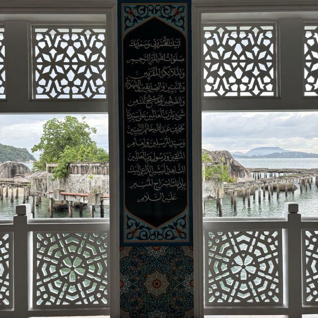 a unique mosque with beautiful ocean view