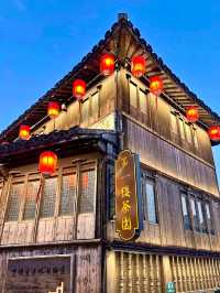 First Floor Teahouse: A Historic Riverside Teahouse