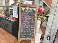 Field cafe ทุ่งหญ้าในป่ายาง
