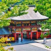 朱色の社殿が映える✨日本三大稲荷・祐徳稲荷神社へ！