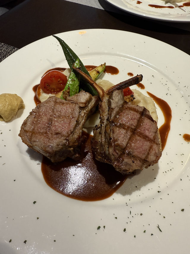 【 品嘗五星大廚手藝的法式西餐 】