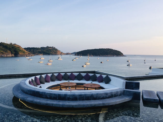 Reflections Bar at The Nai Harn บาร์สุดชิค วิวทะเล