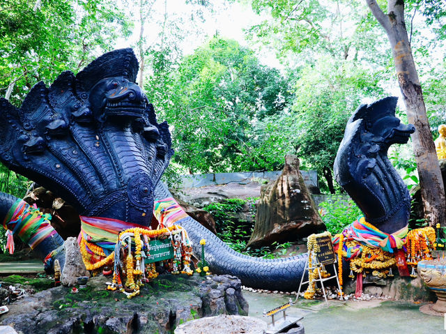 วัดถ้ำผาพญานาคราช จ.อุบลราชธานี