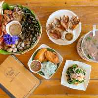 ร้านอาหารอร่อยจริงเด็ดจริง แห่งอัมพวา
