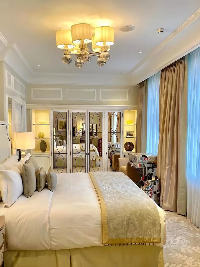  ザ・ラングハム・ロンドン (The Langham, London) – 伝統と優雅さを極めた5つ星ホテル