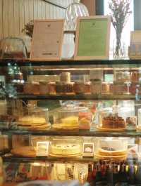 Caramellow Cafe เชียงใหม่ คาเฟ่หวานละมุน มุมสวย
