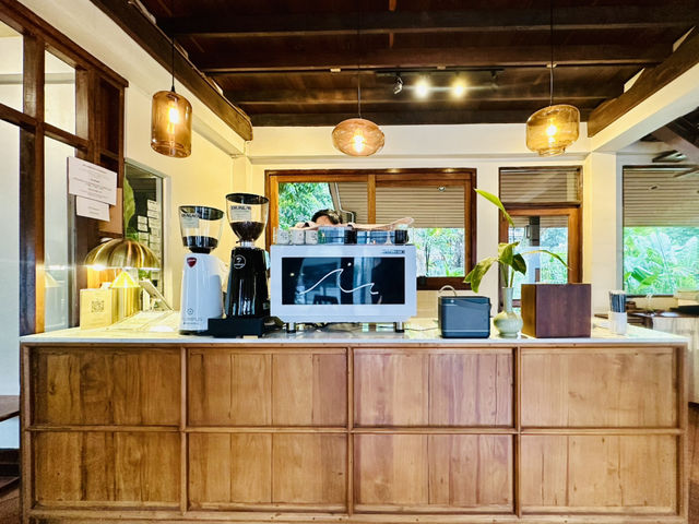 Indulge with coffee for a while at Khna