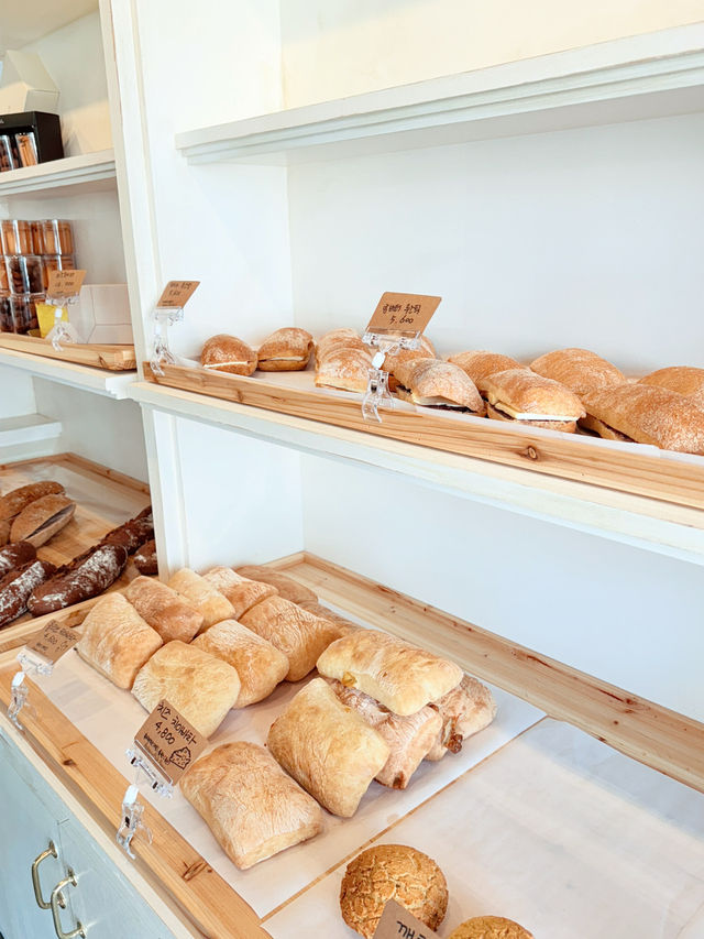 Bakery pain room 추천!!
