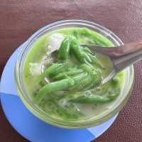 One Day Trip ไหว้พระเสริมบุญ กินของอร่อย