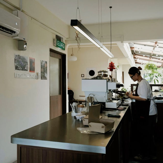 Elegant Brews at Yue Coffee