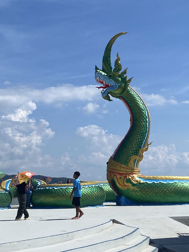 Wat Khok Piew visit 