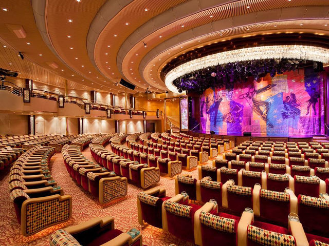 Grandeur of the Seas 🌟: The Perfect Solo Cruise Adventure – Big Fun, Cozy Vibes!