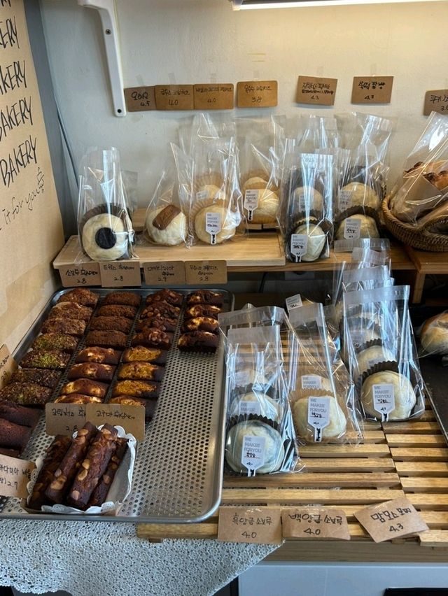 [🇰🇷 釜山] ドベイベーカリー – 釜山で最も人気のあるベーカリー、行列必至の名店