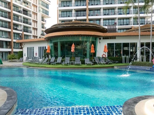 The Beach Heights Resort & Boutiques