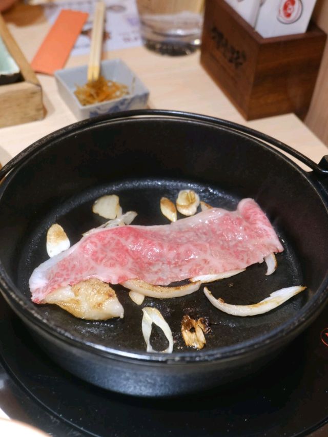 靚靚和牛配海膽湯底涮涮鍋