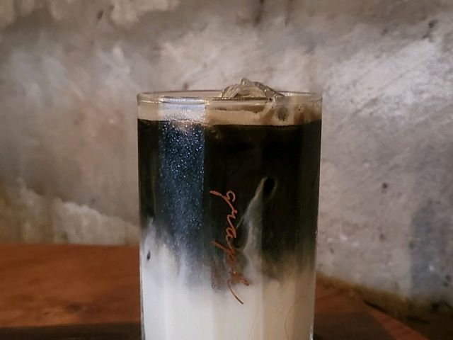 치앙마이 그래프카페