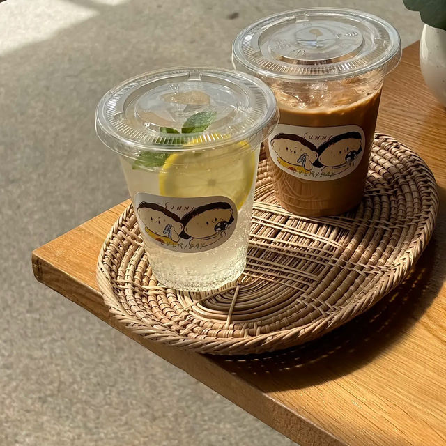 Curve project คาเฟ่สไตล์โฮมมี่ย่านดอนเมือง