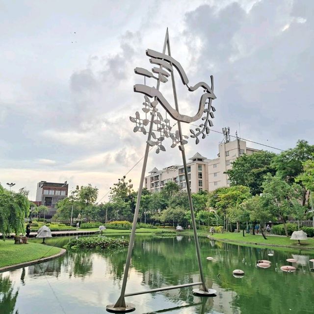 ปอดกลางเมือง สวนสันติภาพ✨️