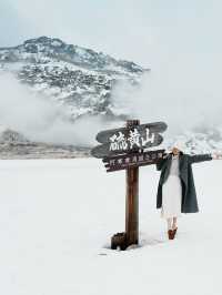 🇯🇵 🌋Hokkaido’s Living Volcano – The Sulfur Trails of Iōzan