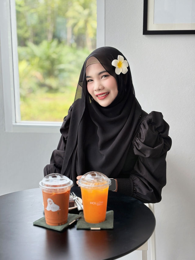 Hollow Cafe - อ่าวลึก กระบี่ ☕️  