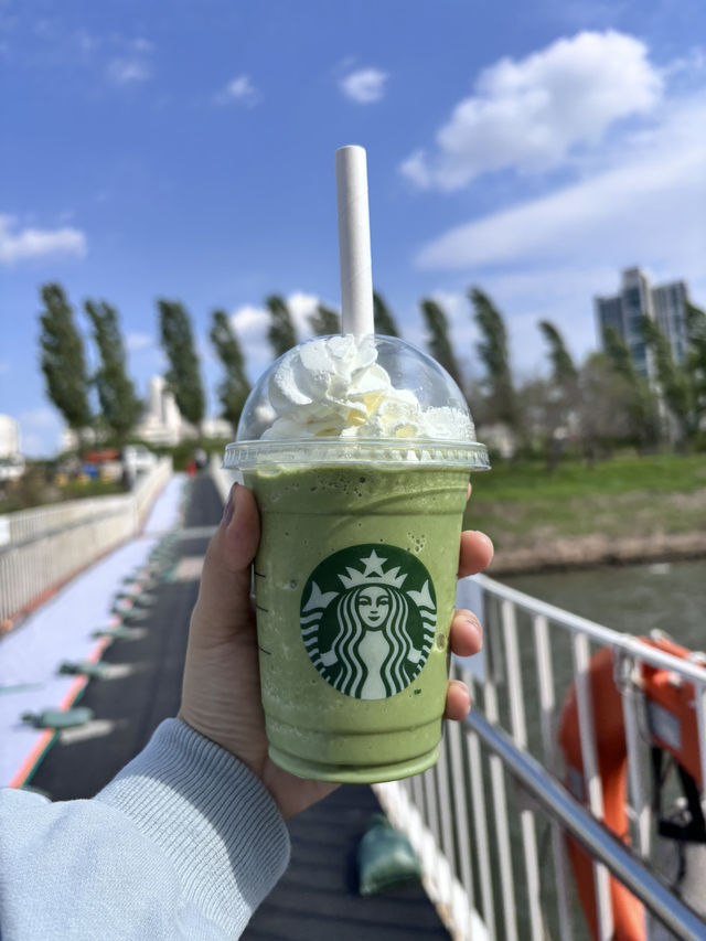 水上星巴克欣賞漢江風景+首爾林公園散步