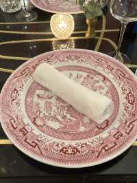 【フーコック】ピンクの宮殿で味わう特別な一夜。「Pink Pearl」