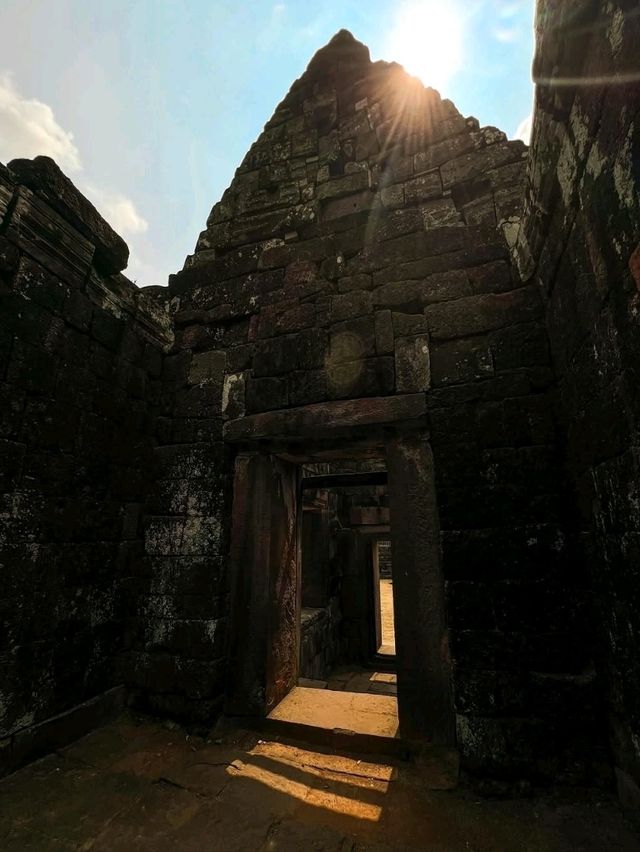 Ancient Vibes & Ruins