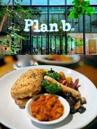 Plan B, Ipoh: Where Good Food Meets Great Company. 