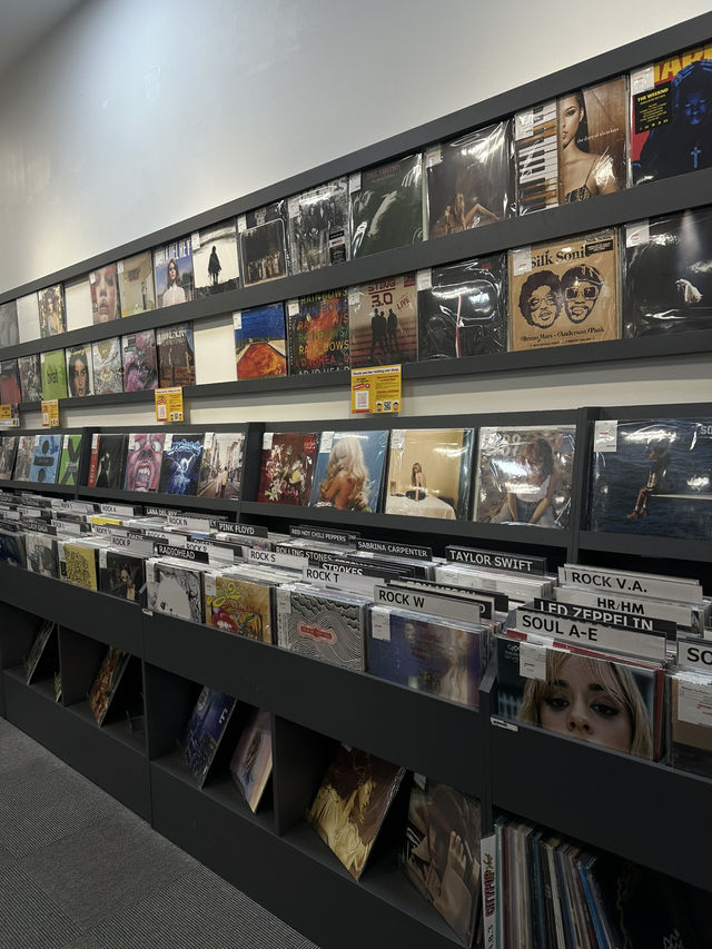 ซื้อแผ่นเสียง Tower records @Nagoya✨🇯🇵