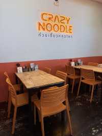 📍น้ำเงี้ยวผัดแห้ง Crazy Noodle x ป้าสุข