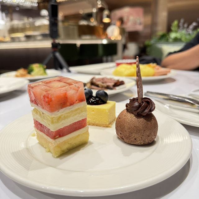 六國酒店自助晚餐