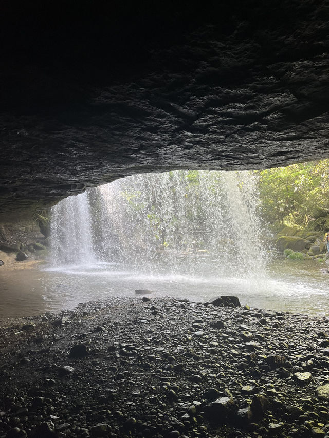 【神秘のパワースポット】裏側から見る神秘の滝体験🏞️💧✨