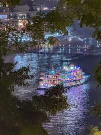 Chongqing’s Secret Maze: A Night Lost in 下浩里