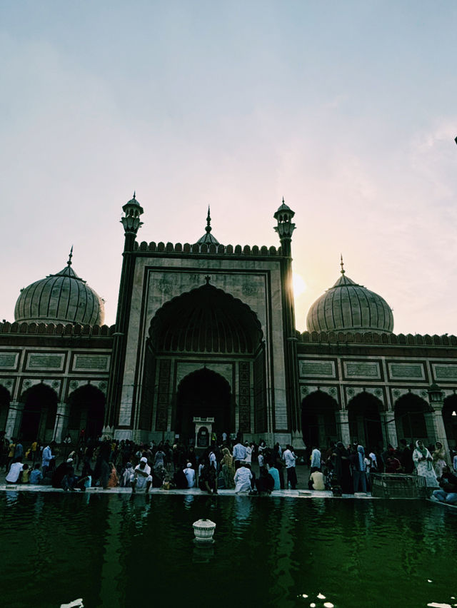 🕌✨ ジャーマー・マスジド（Jama Masjid）｜旧市街デリーの心臓部にある絶景モスク