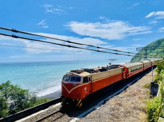 🌊早到才拍得到！10:30攻略多良車站，美到像走進宮崎駿動畫🚂