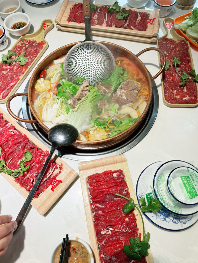 มาลองกินชาบูเนื้อจามรีกันเถอะ !!