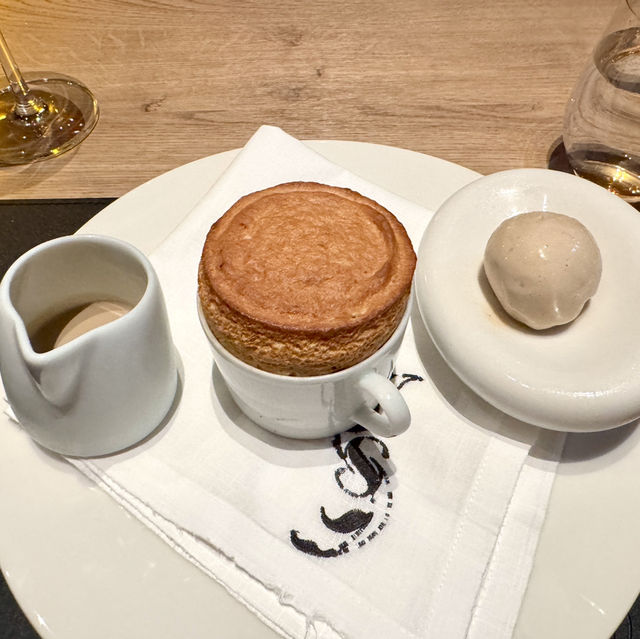 W Hotel重現料理鼠王雜菜煲「Seasons」