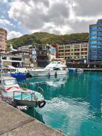 Coastal Charm via Ride Sharing: A Day at Zhengbin Port