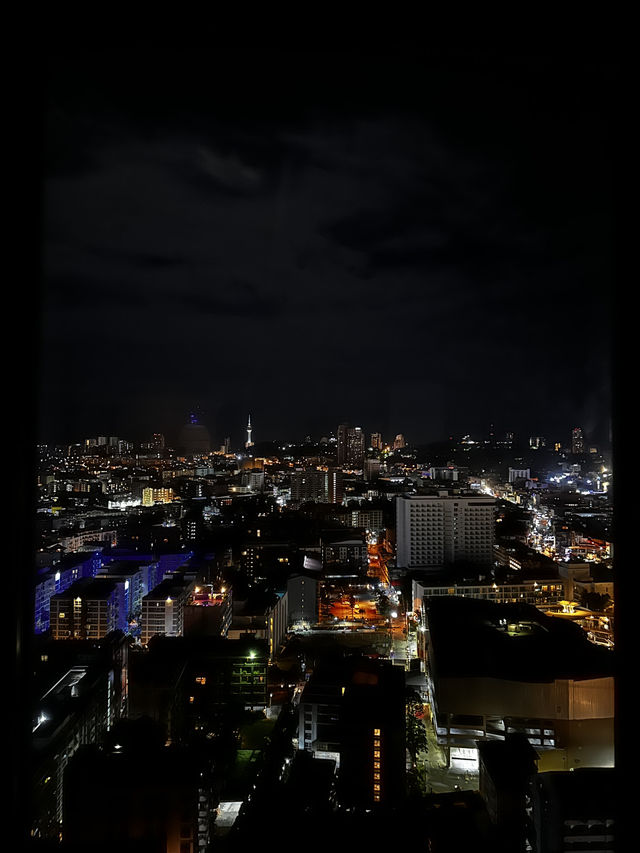 Premium accommodation in pattaya area with sea views