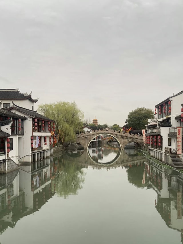 Timeless Alleys on a Budget: Exploring Qibao Old Street