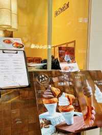 Croissant Meets Ice Cream Heaven at HeSheEat, Hong Kong