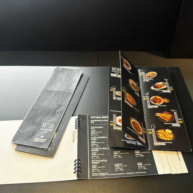 칭다오 팔대관 바다뷰로 유명한 NOTION ESPRESSO LAB🇨🇳