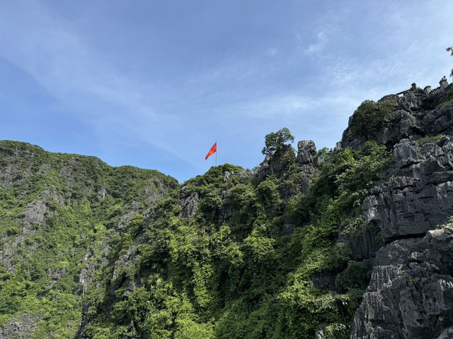 🐉 Climbing the Lying Dragon: A View Worth Every Step in Ninh Bình