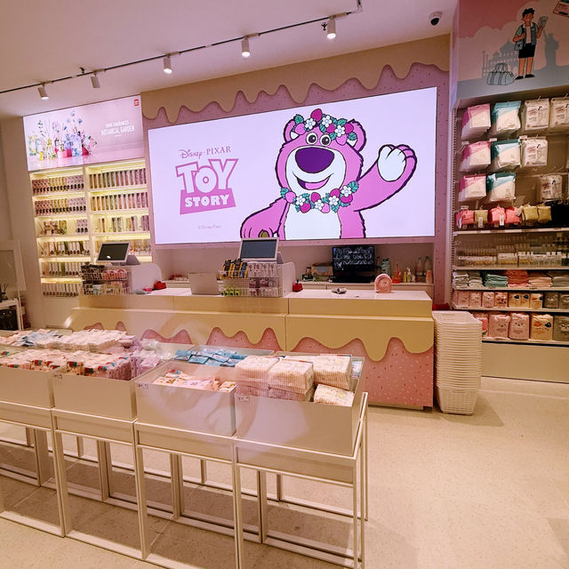 MINISO Magic in Toppen: Disney, Sanrio & So much Crayon Shinchan! 