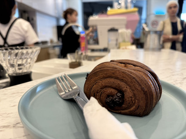 Hidden Roast Gem at DC Mall – The Hub Coffee Roaster