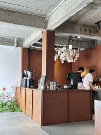 SLOTH.Specialty coffee & all day brunch